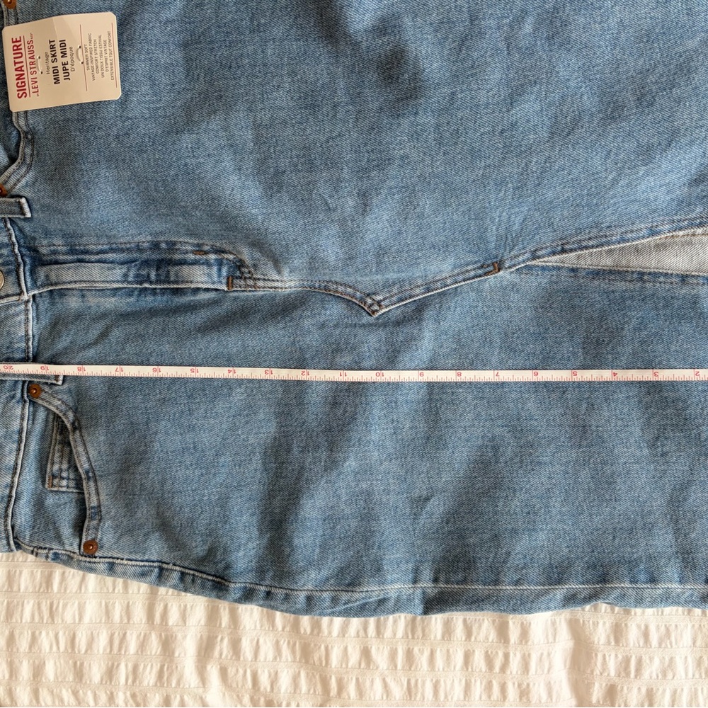 Levi’s midi light-medium denim skirt
